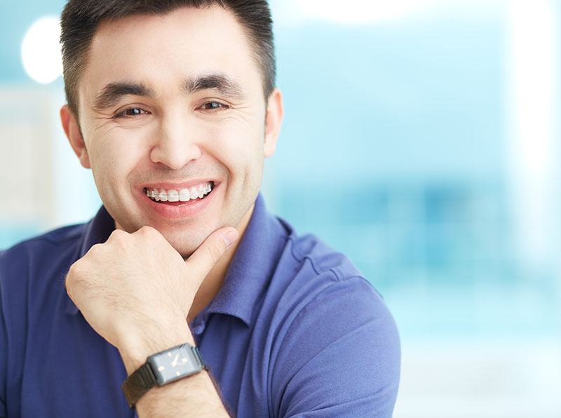 Clear Aligners or Braces: Which Is Right for You? - Orthodontist Toronto, Invisalign Provider